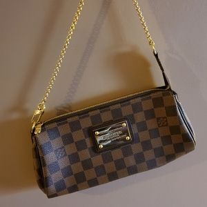 Authentic LV Eva Clutch Damier print